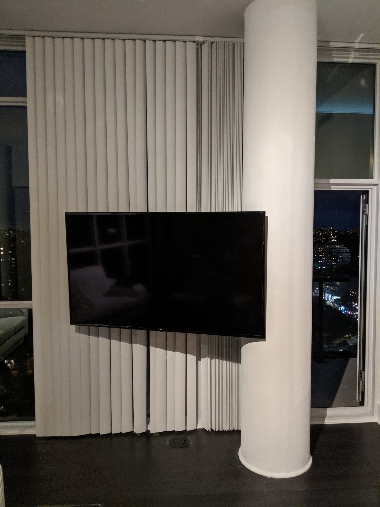 TV